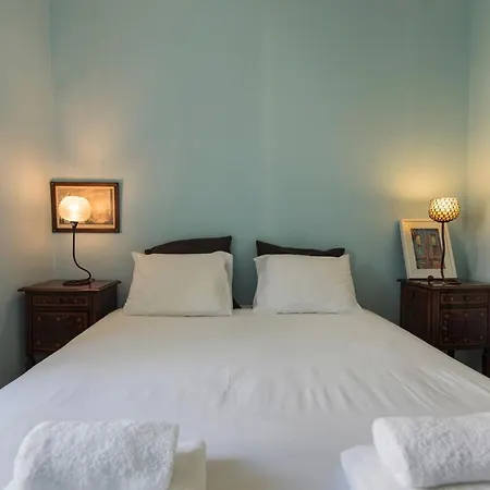 Апартаменты Lovelystay - Chiado 4 Families! Лиссабон