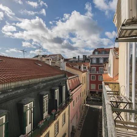 Lovelystay - Chiado 4 Families! Apartamento Lisboa